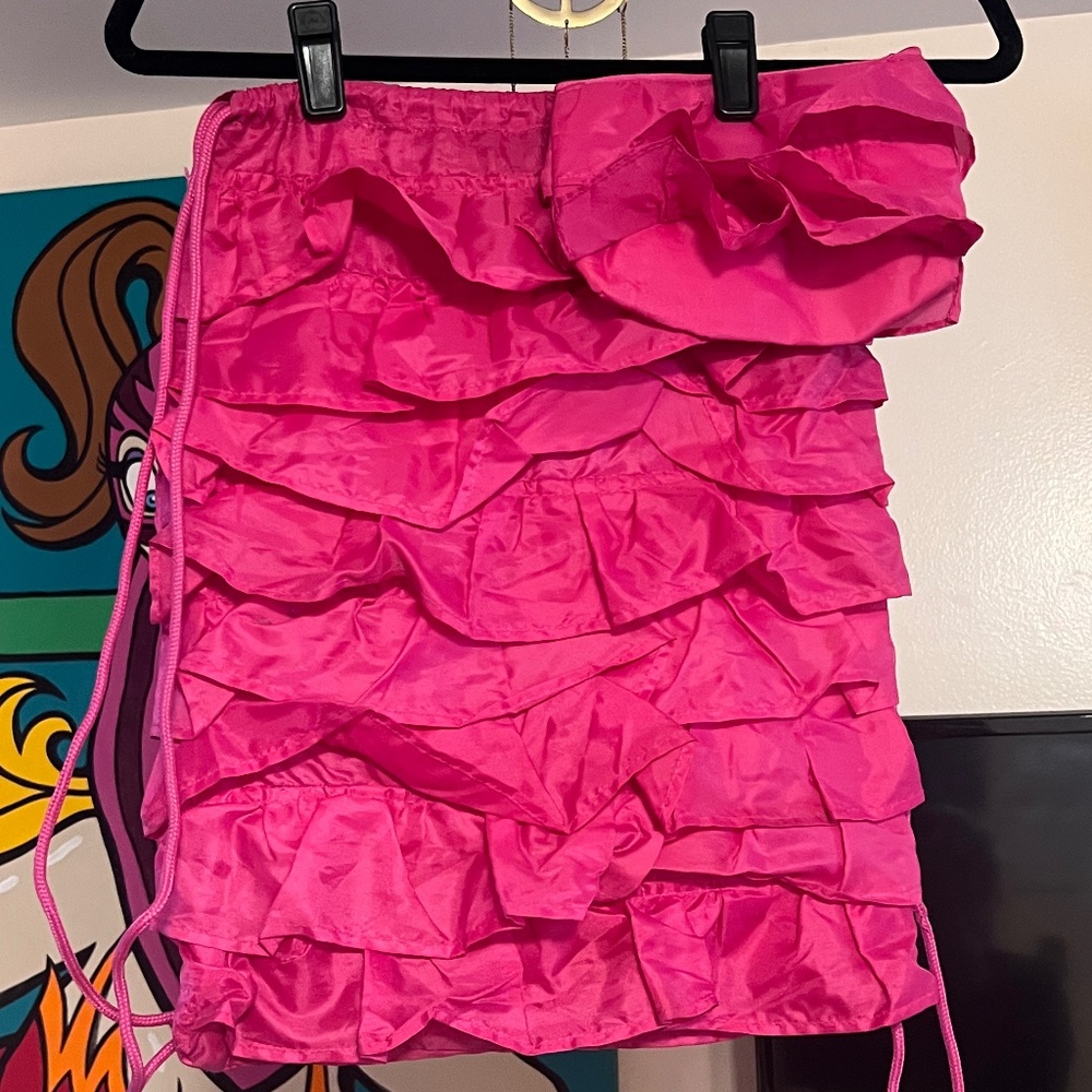 thirty-one Ruffled Drawstring Backpack and Matching Pouch
